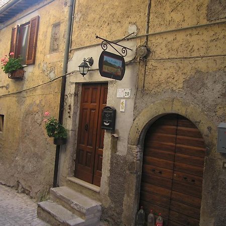 Il Sorriso Dei Monti Bed and Breakfast Orvinio Εξωτερικό φωτογραφία